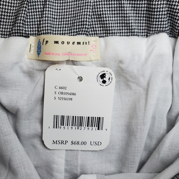 FP Movement by Free People Houndstooth Faux Wrap Skort Sz S - Picture 2 of 15